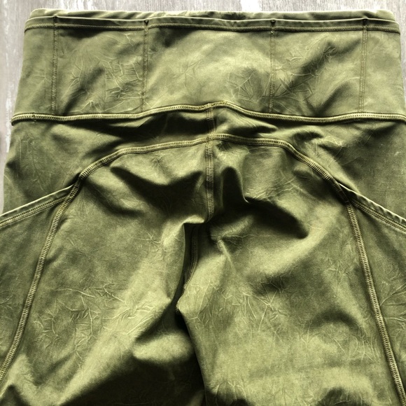 Lululemon Fast and Free Tight II 25" Ice Dye - Picture 13 of 14